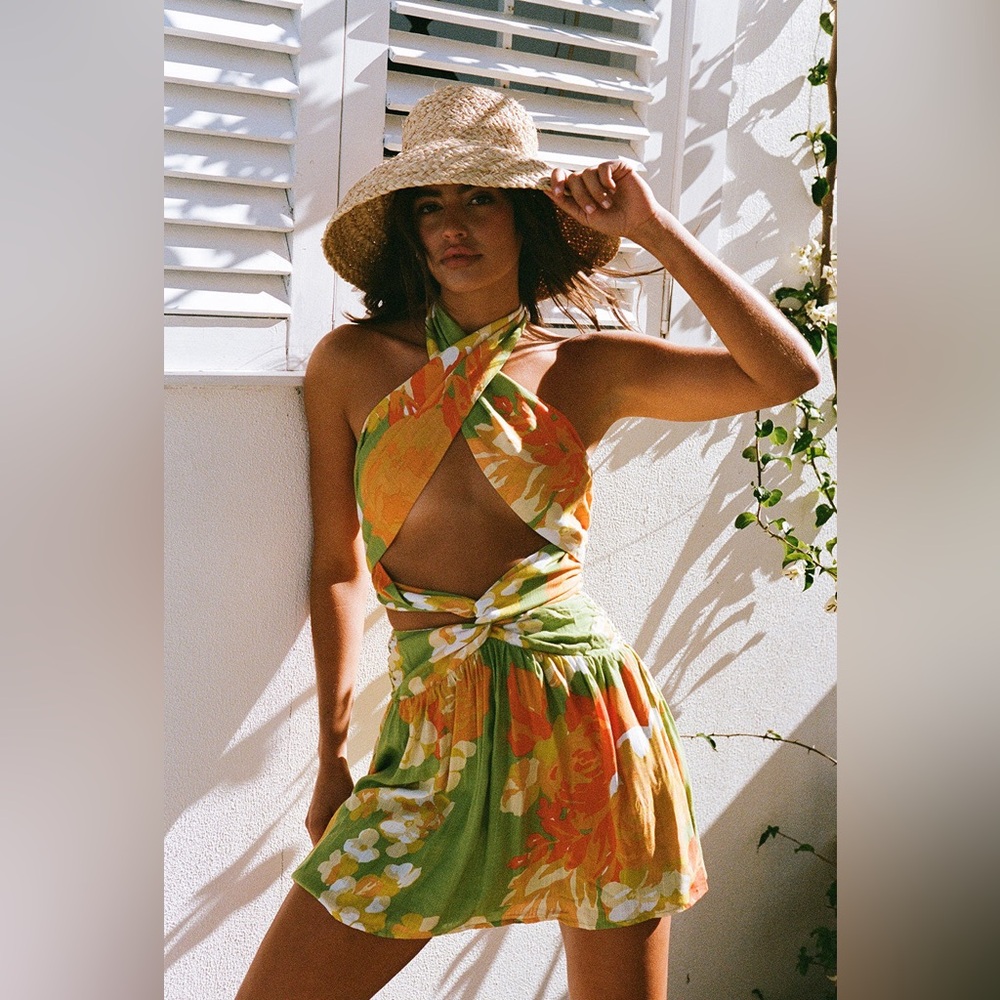 NWT Sabo Skirt Womens Resortwear Tropical Floral Sunset Amina Halter Dress XS